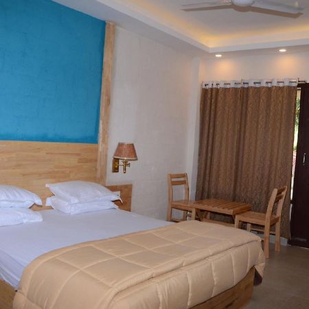Coconhuts Beach Resort Lakshmanpur Exteriér fotografie