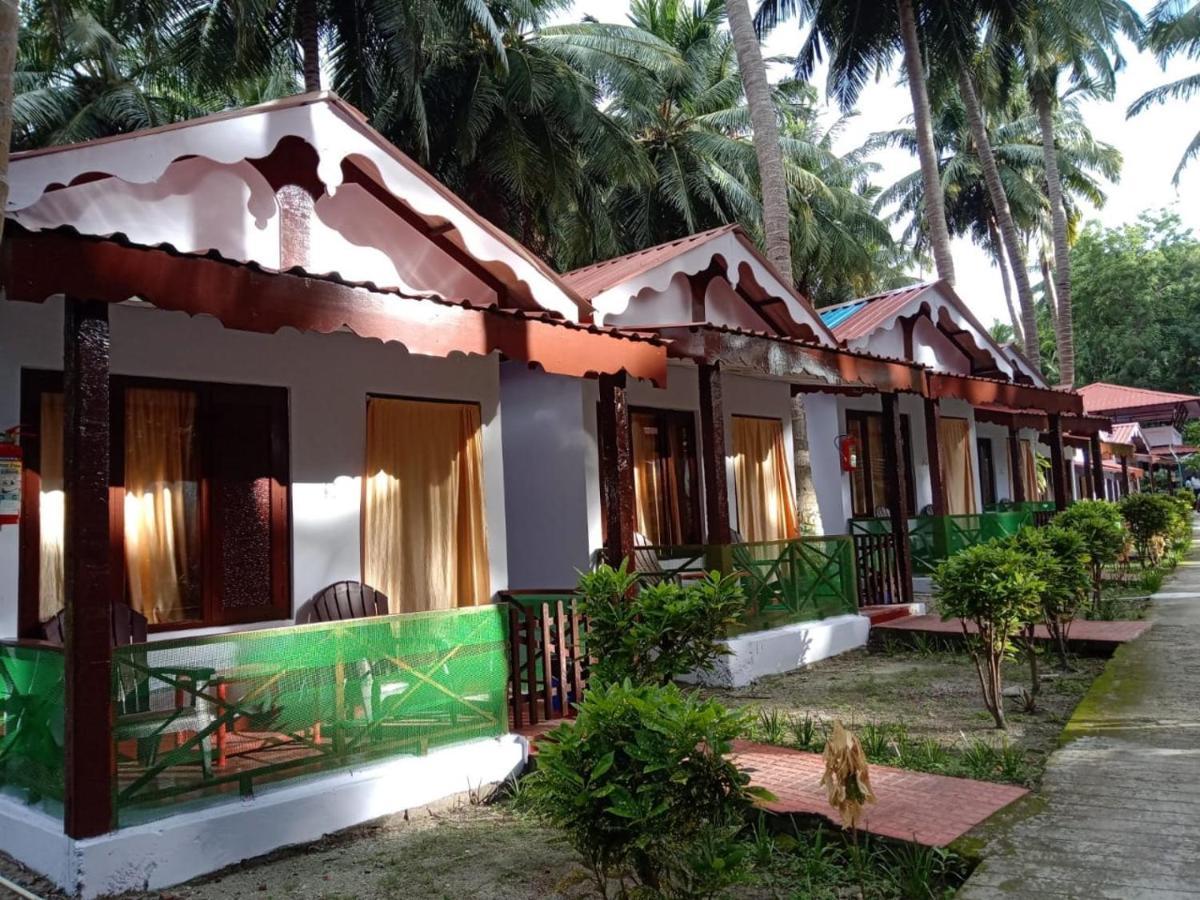 Coconhuts Beach Resort Lakshmanpur Exteriér fotografie