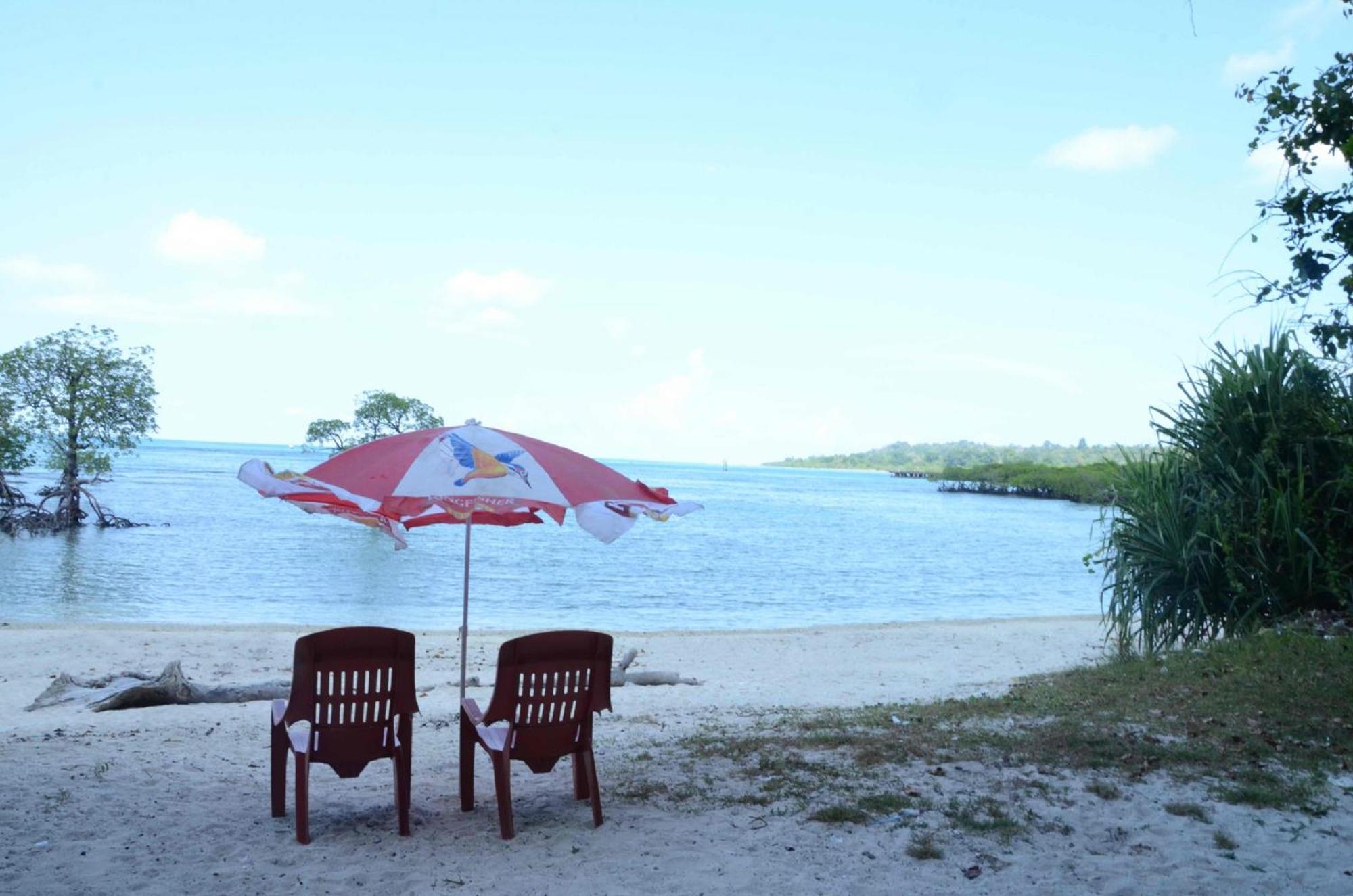 Coconhuts Beach Resort Lakshmanpur Exteriér fotografie