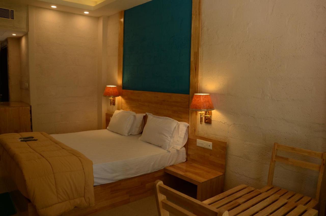 Coconhuts Beach Resort Lakshmanpur Exteriér fotografie