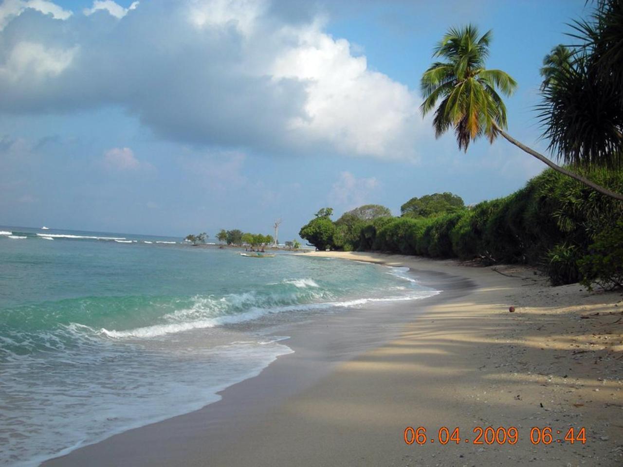 Coconhuts Beach Resort Lakshmanpur Exteriér fotografie